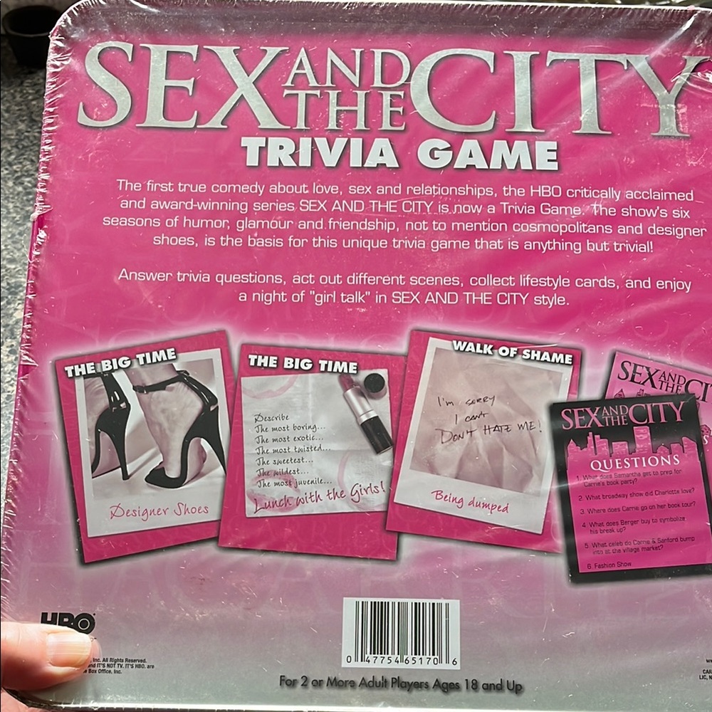 New sealed in box Sex and the City Trivia Game - Pink - Picture 2 of 4